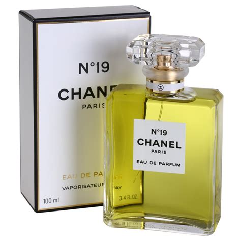 chanel no19 eau de parfum|chanel no 19 perfume review.